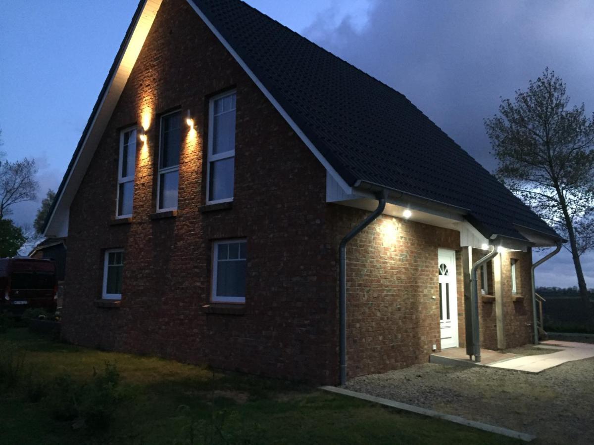 Ferienhaus-Hemmerdeich Oldenswort Bagian luar foto