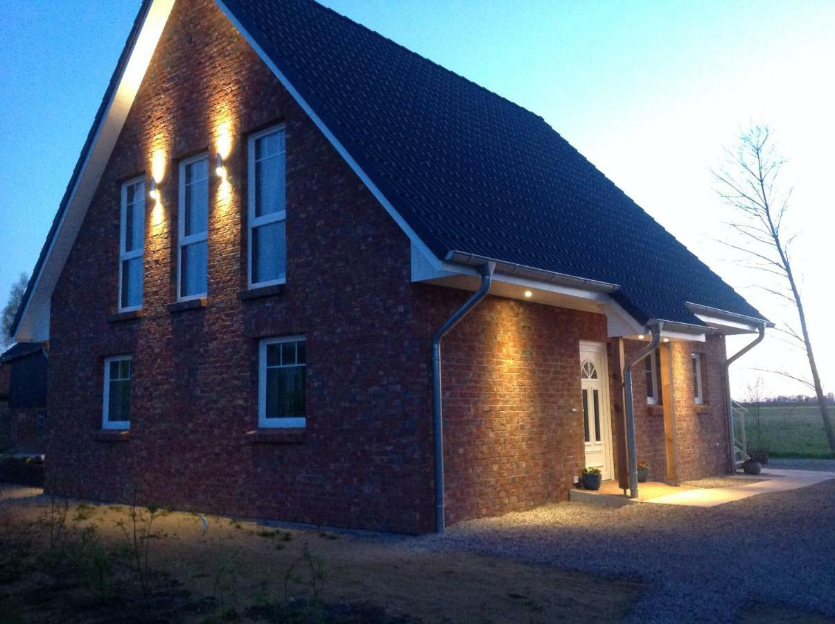 Ferienhaus-Hemmerdeich Oldenswort Bagian luar foto